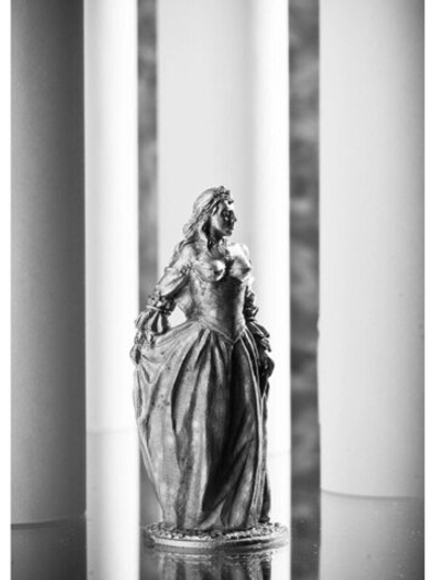 Оловянная фигурка Королева Марго