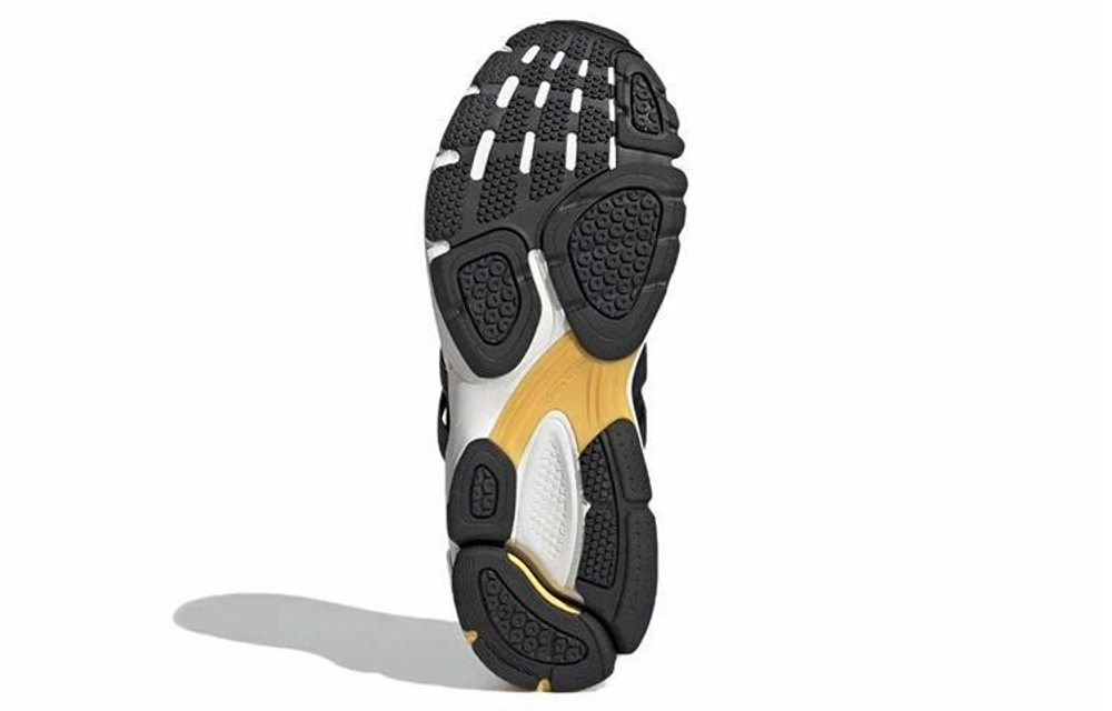 Кроссовки Adidas Spiritain 2000