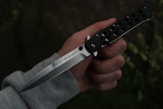 Складной нож Cold Steel "TI-LITE 4" c клинком из стали AUS-8A, рукоять Zytel