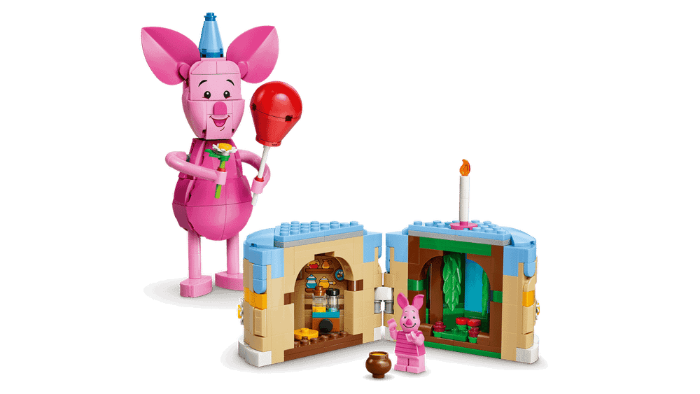 Конструктор LEGO Disney 43305 Piglet's Birthday Fun