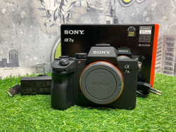Sony A7 III (10 кадров)