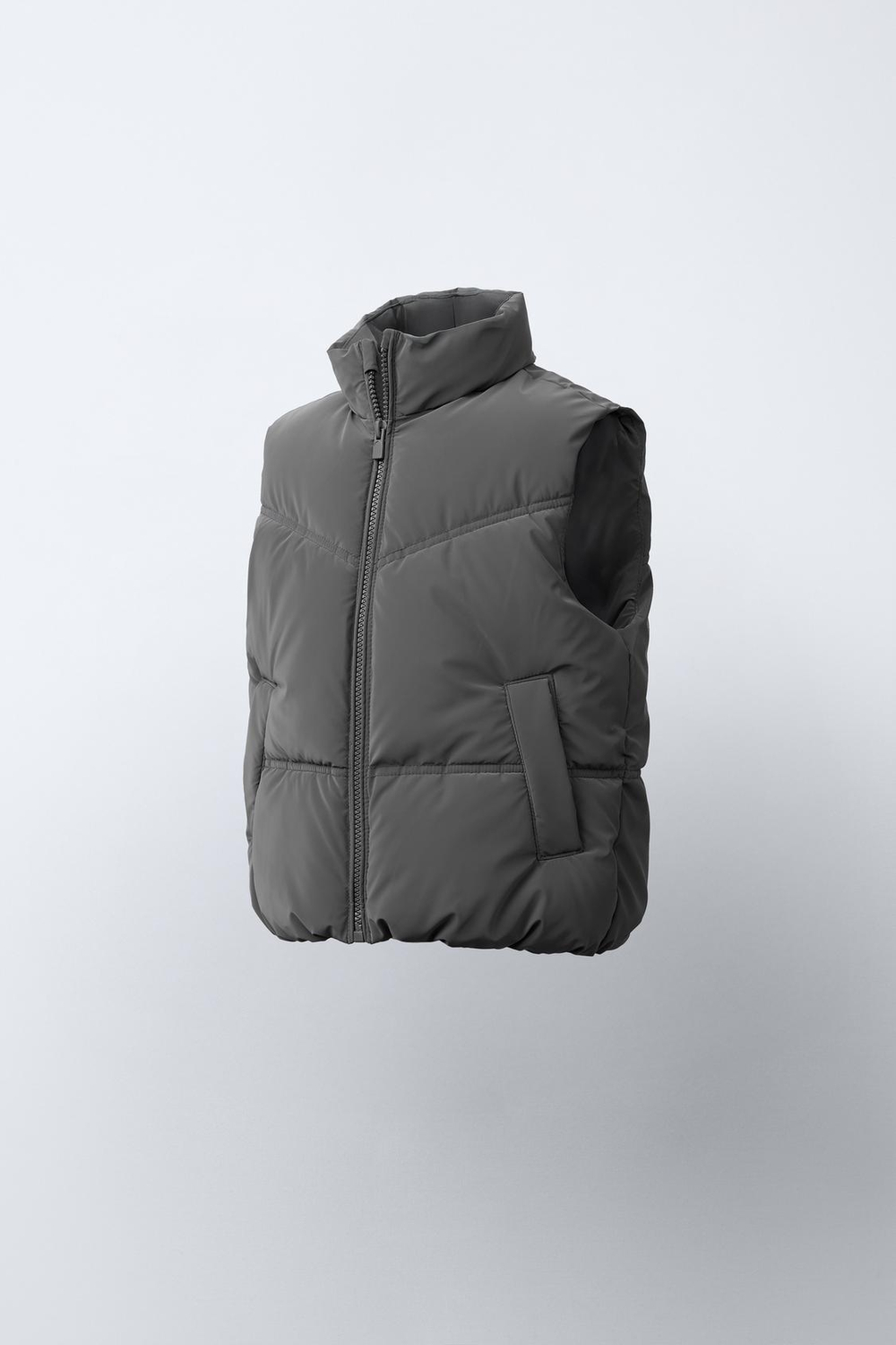 ZARA СТЕГАНЫЙ ЖИЛЕТ, АНТРАЦИТОВО-СЕРЫЙ