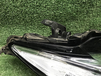 Битая Фара правая Toyota Camry xv70 (20-нв) LED