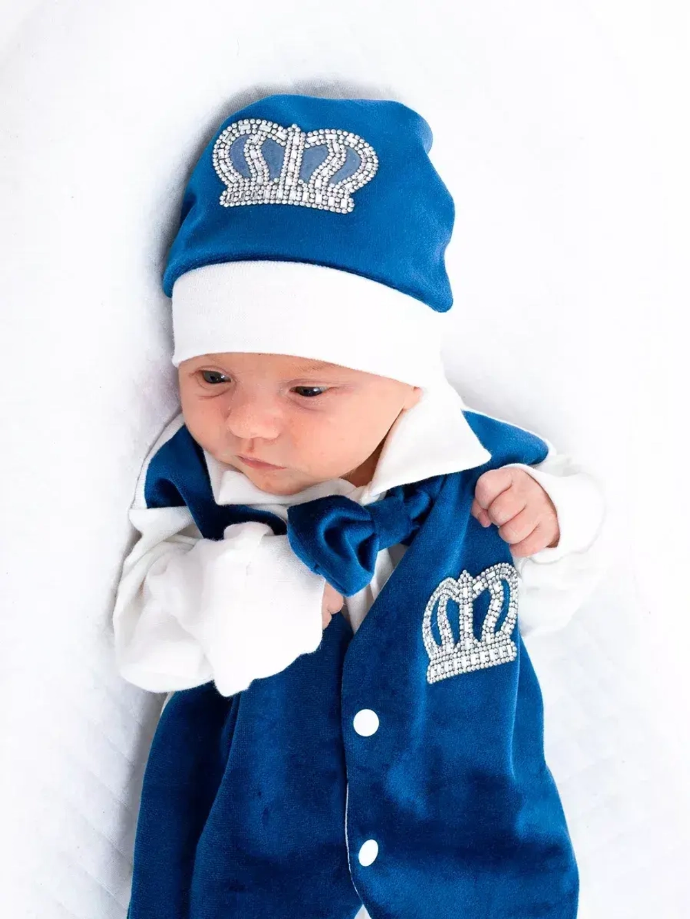 Комбинезон на выписку для новорожденного джентльмен