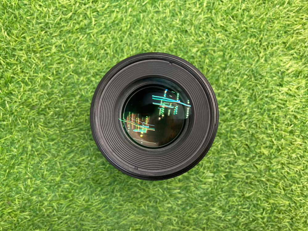 Canon EF 100mm 2.8L Macro IS USM