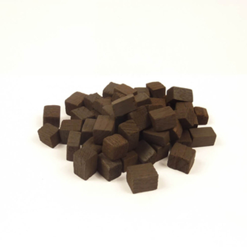 Чипсы дубовые (кубики) сильный обжиг 50гр.