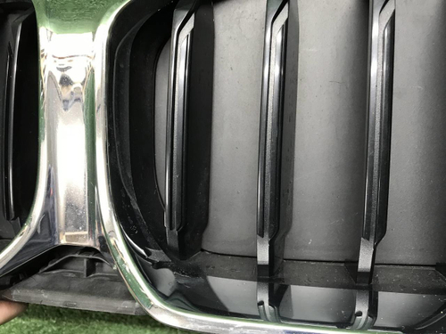 Решетка радиатора BMW 5er G30 (2020-2023)