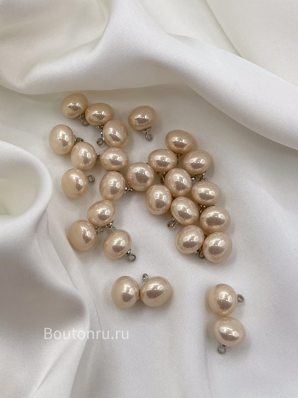 Пуговицы Жемчужные4 пудровые 10 мм