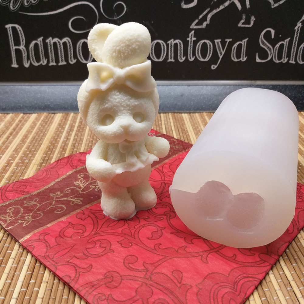 Молд 3D №253 Зайчик №7