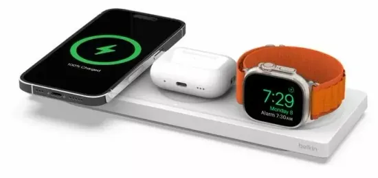 Беспроводная зарядная панель Belkin BoostCharge Pro 3-в-1 с MagSafe, белая