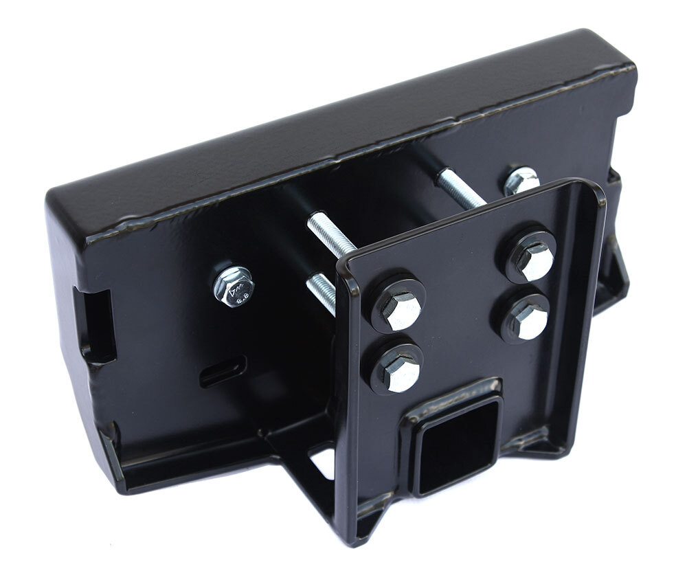 Фаркоп в штатный задний бампер Toyota Land Cruiser 200 (без шара и переходника) РИФ