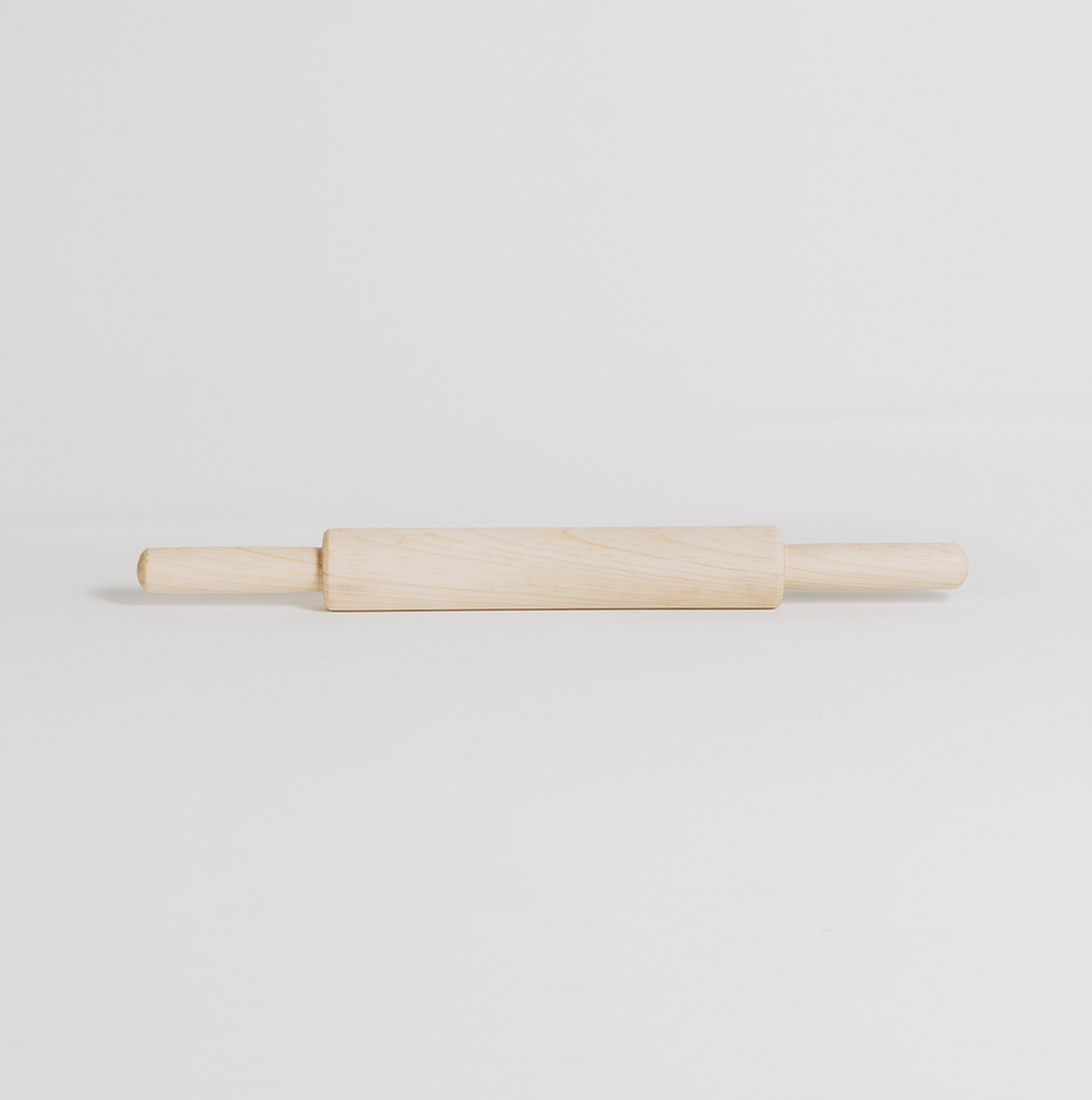 Деревянная скалка для раскатывания теста из сибирского кедра 36х3,5 см. RP10