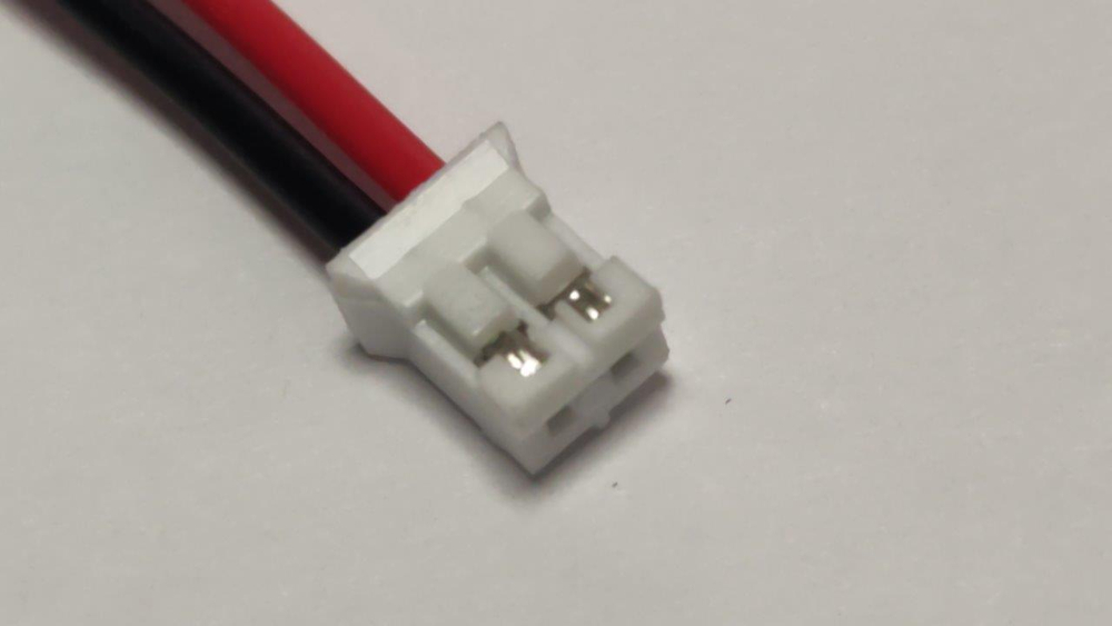 Аккумулятор ET LP953562F-PCM  полярность не верная !