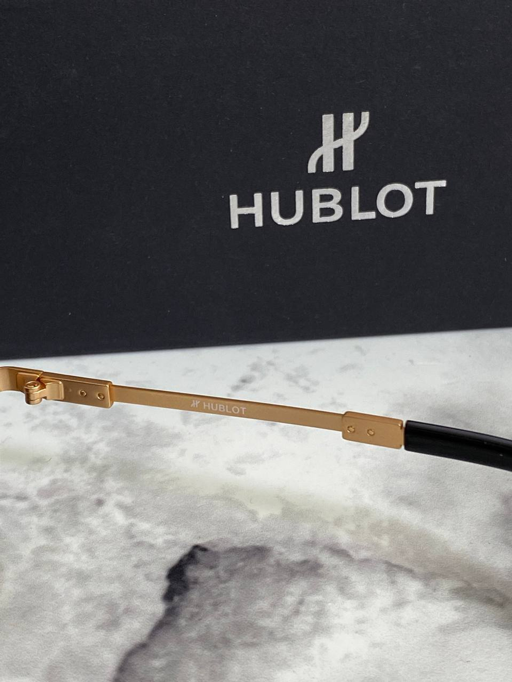 Солнцезащитные очки Hublot