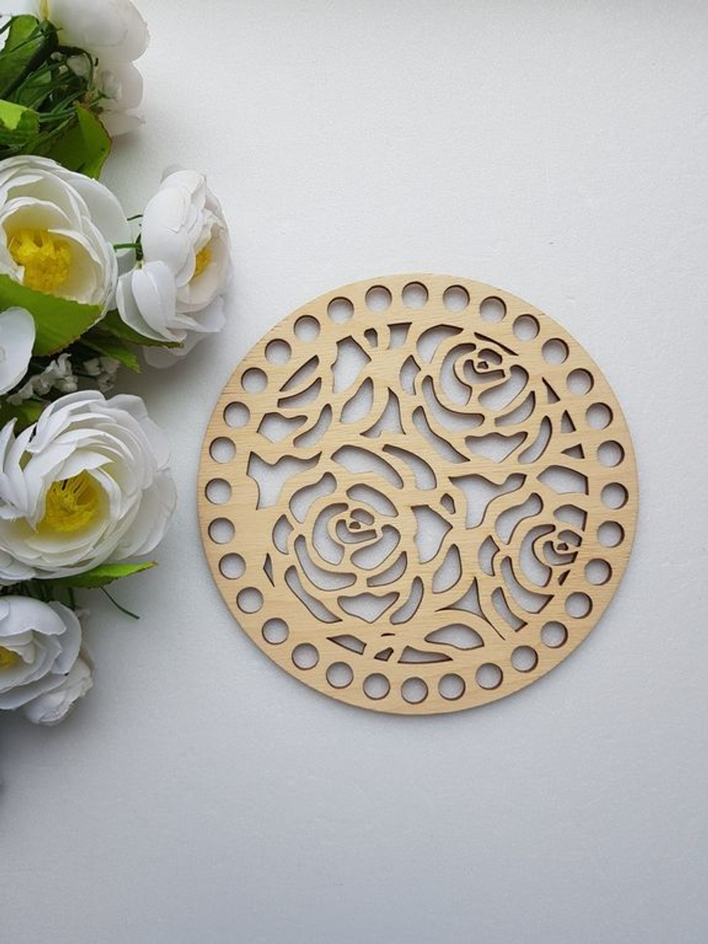 Круг резной Розы 15 см