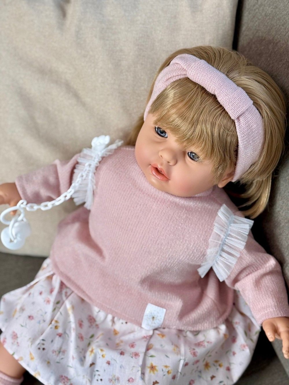 Кукла Marina and Pau 63cм Leonor мягконабивная (1900K)