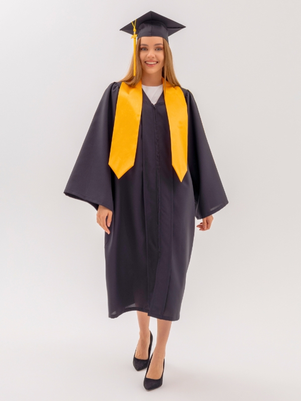 Комплект выпускника черный стандарт с галстуком (золото)