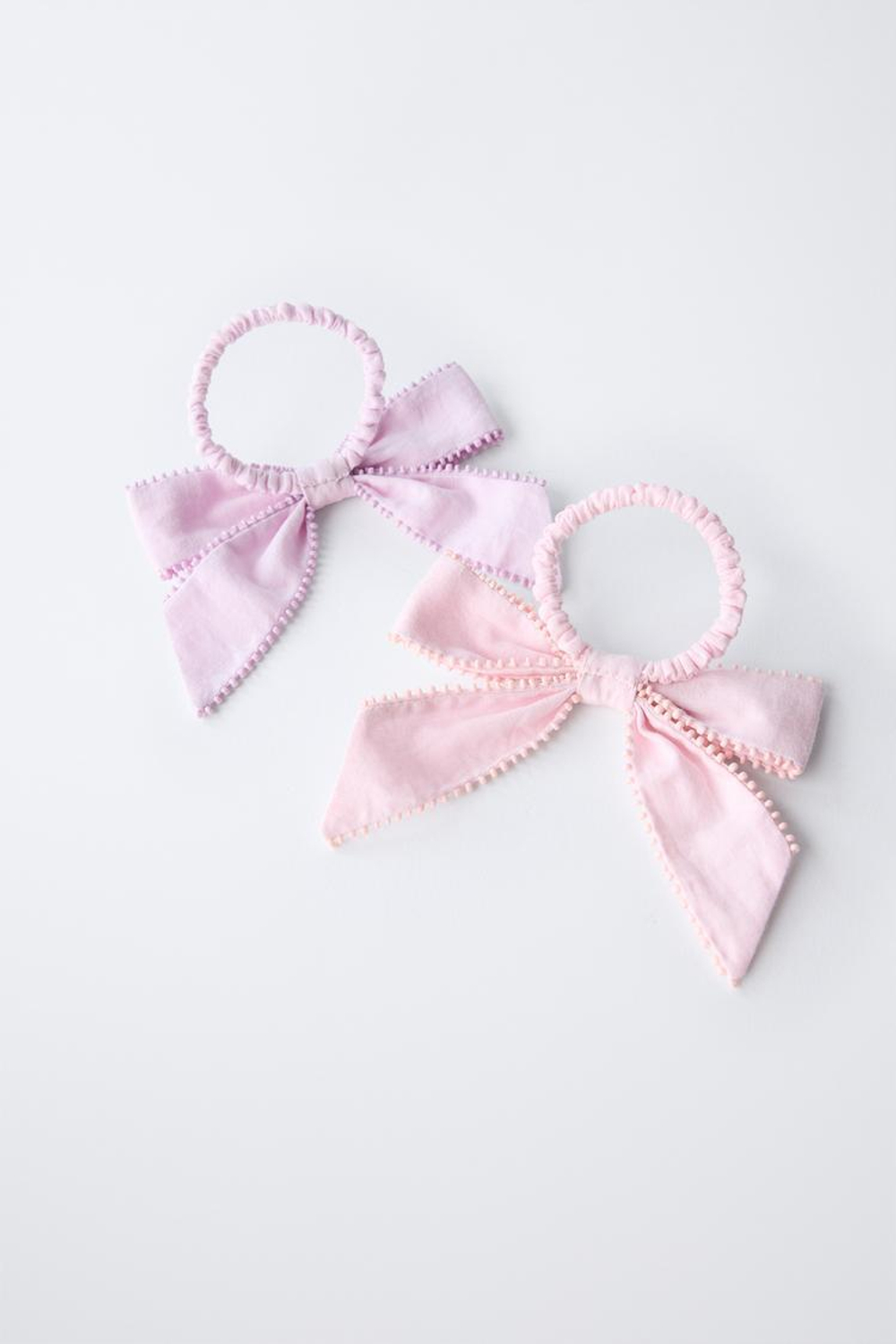 ZARA НАБОР ИЗ 2 РЕЗИНОК ДЛЯ ВОЛОС С БАНТОМ И БУСИНАМИ, РОЗОВЫЙ