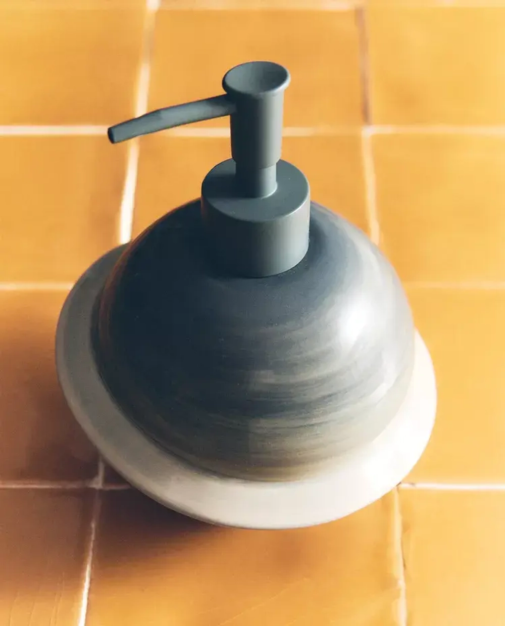 ZARA HOME ДЕТСКИЙ ДОЗАТОР ДЛЯ МЫЛА "CHILDREN'S PLANET", СЕРЫЙ/СИНИЙ