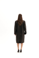 Чёрный кожаный тренч