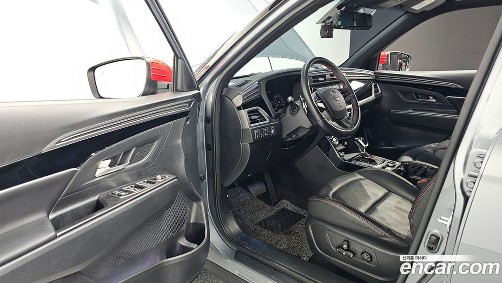 KG Mobility (Ssangyong) Beautiful Korando Бензин 1.5 2WD R-플러스 (08.2022)