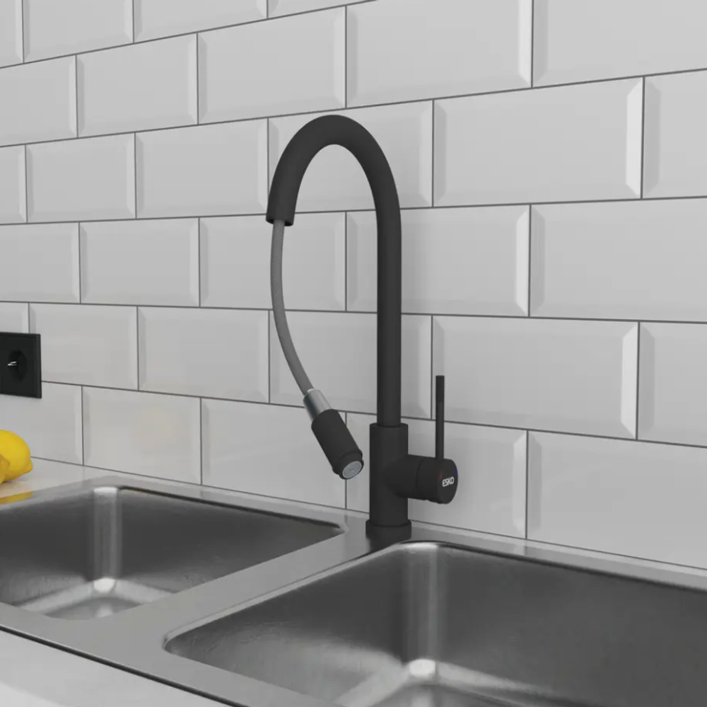 Смеситель для кухни Esko line El_K30Black выдвижной излив 26 см. черный