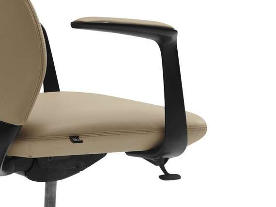 Кресло Venetto-M FK013-B12 Светло-бежевый