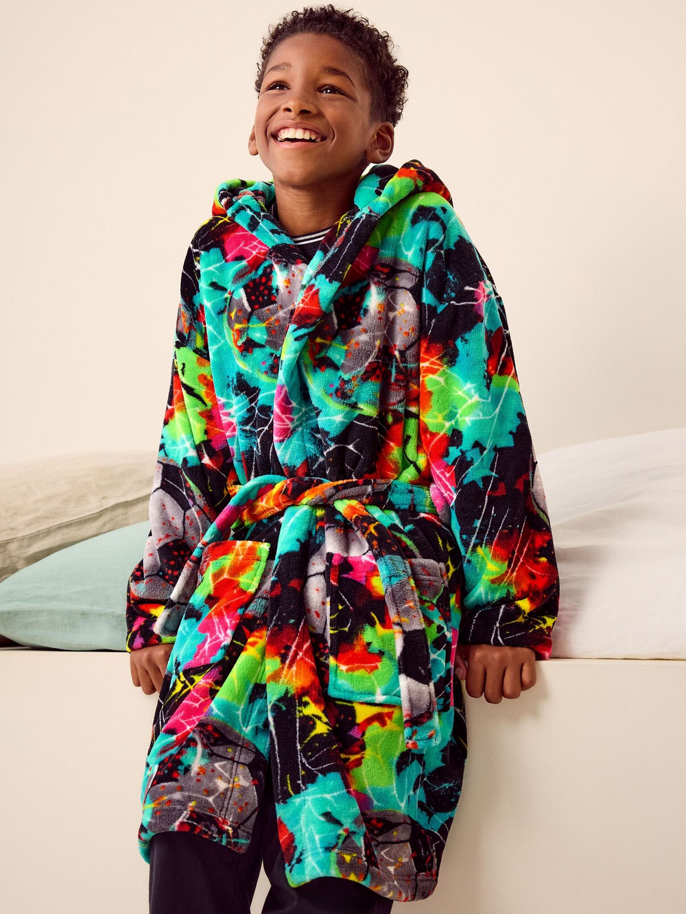 Халат флисовый для мальчика Next N23-834, Черный, Салатовый, Голубой