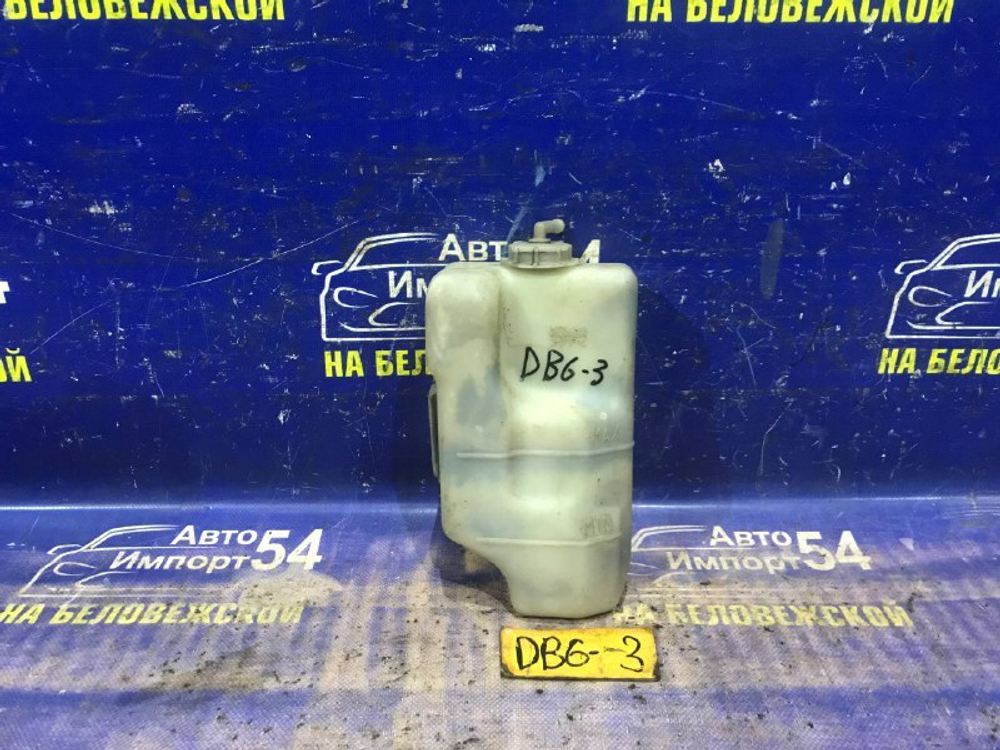 Бачок расширительный Honda INTEGRA 2000