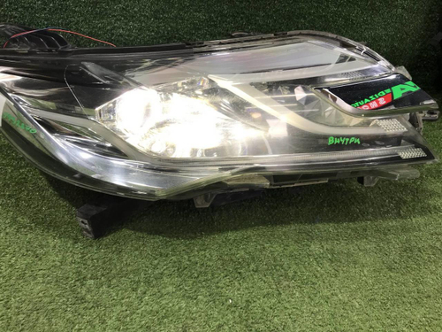 Фара правая Mitsubishi Pajero Sport 3 (2015-2021) LED