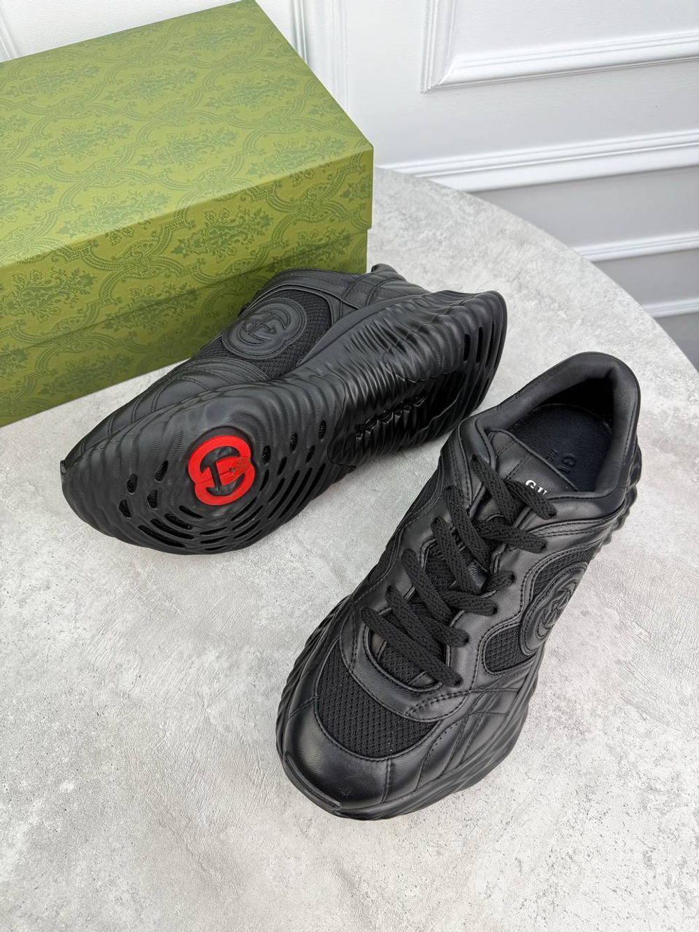 Кроссовки Gucci