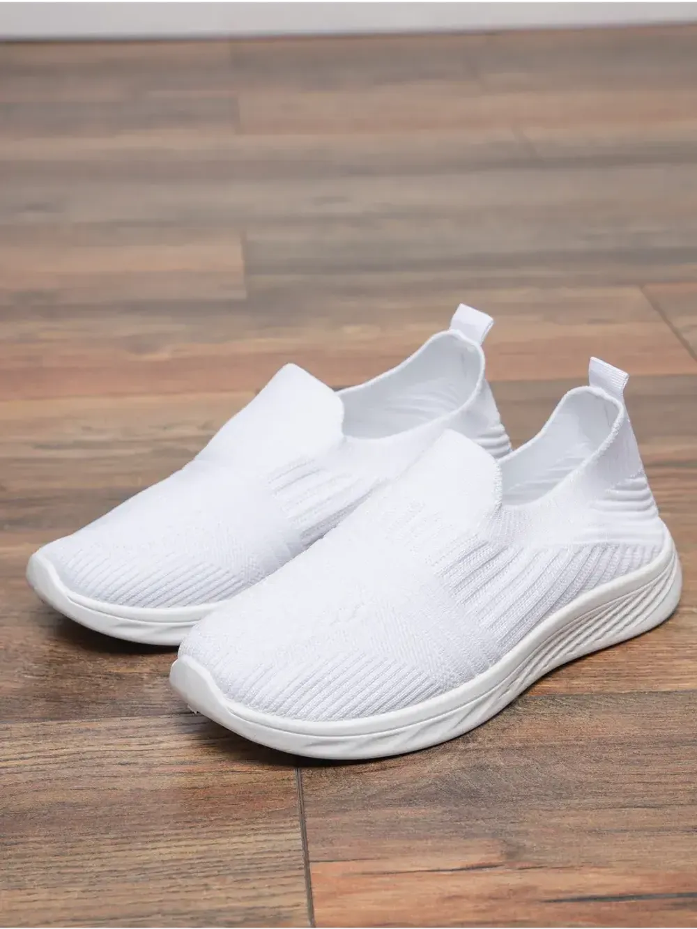 Кроссовки летние текстильные