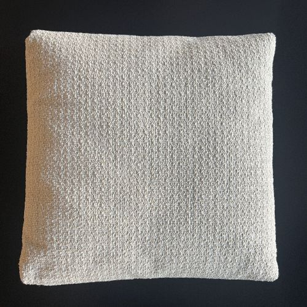 Подушка декоративная B&B Italia DAMBO DM55C