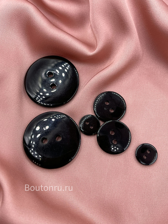 Пуговицы на 2 прокола черные