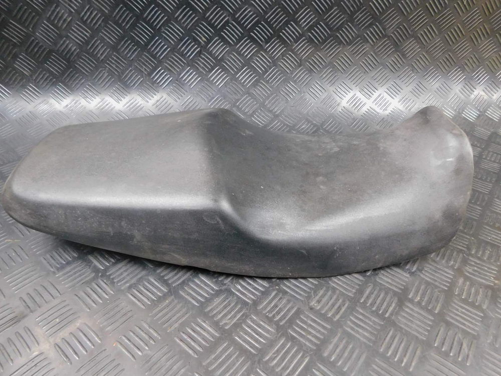 Сиденье Kawasaki ZZR 400 98 052947