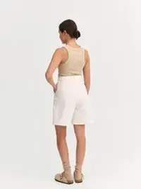 Шорты бермуды "Белые" женские