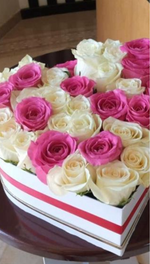 45 розово-белых роз в коробке-сердце