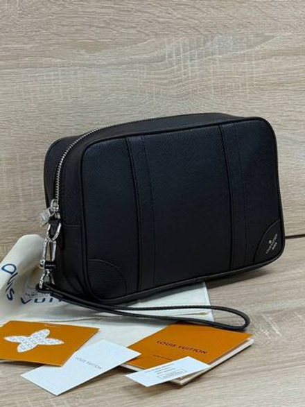 Борсетка Louis Vuitton