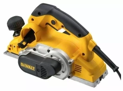 Рубанок DeWALT D26500-QS