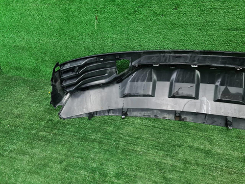 Юбка заднего бампера Geely Monjaro (2021-н.в.)