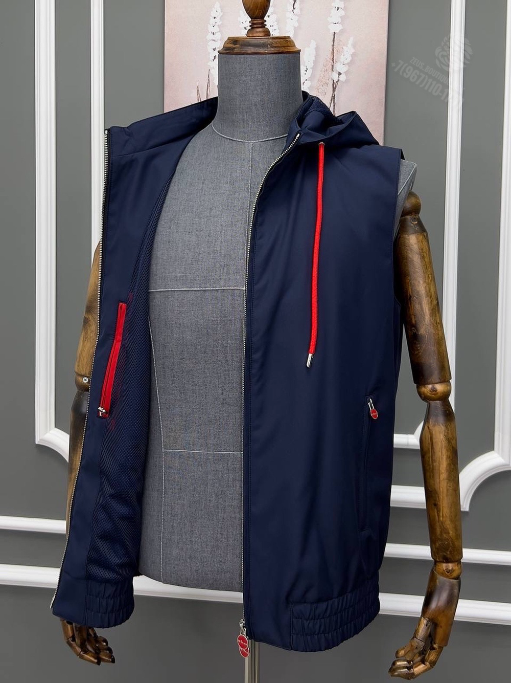 Жилет Kiton