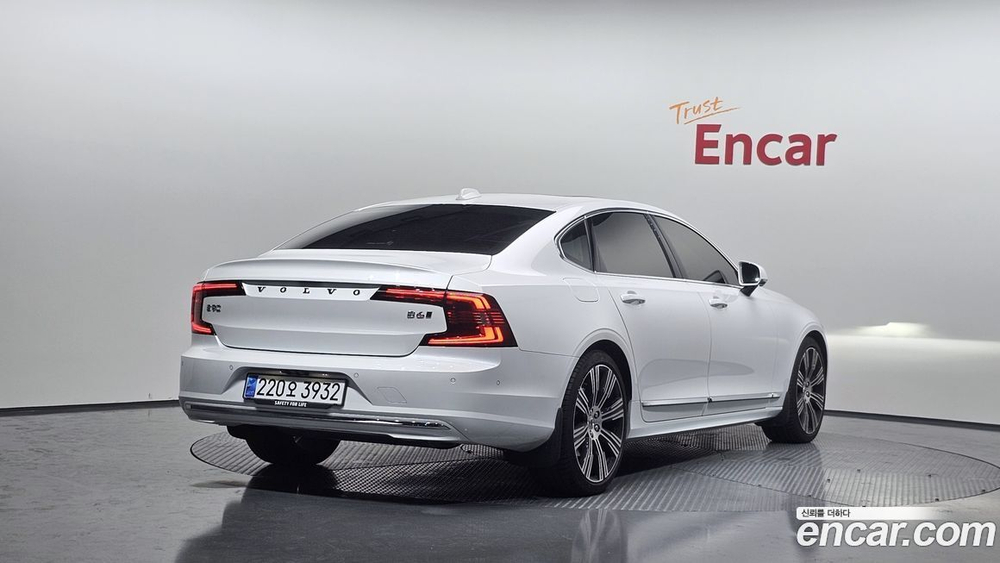 Volvo S90 B6 AWD Ultimate Bright (11.2023)