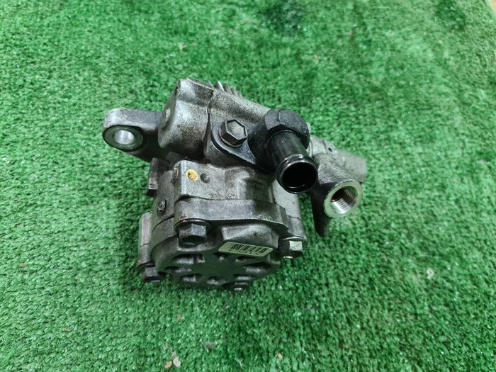 Насос ГУР Lexus LX 3 (2015-2023)