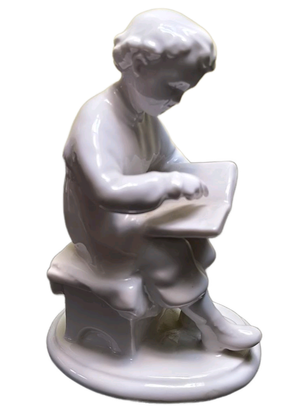 Фарфоровая статуэтка "Юный Ленин" (ЛФЗ), СССР, 1960-1970 гг