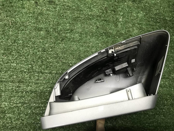 Крышка зеркала правая Mercedes M GLE W166 (11-18)