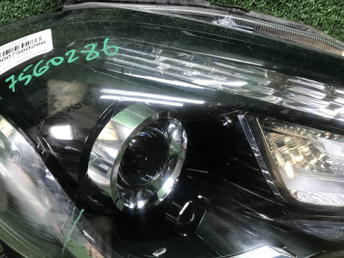 Фара правая Suzuki SX4 2 S-Cross (2016-2022) LED