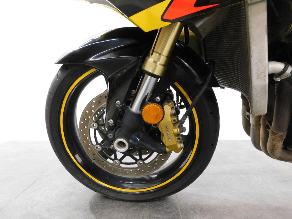 Suzuki GSX-R600 038379