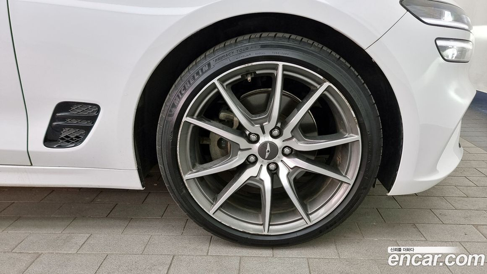 Genesis The New G70 Бензин 2.0T 2WD (11.2021)
