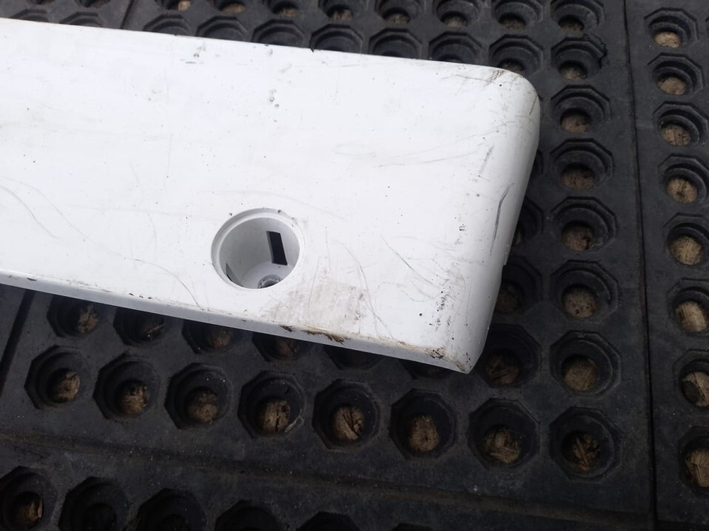 Молдинг кабины правый 2023г.