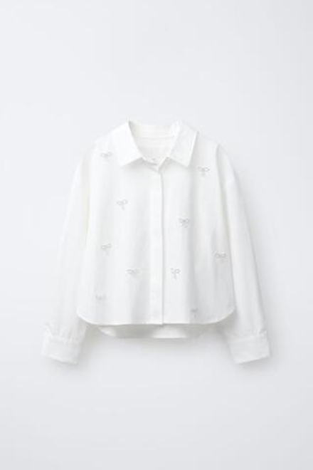 ZARA УКОРОЧЕННАЯ РУБАШКА С БАНТИКАМИ И СТРАЗАМИ, БЕЛЫЙ